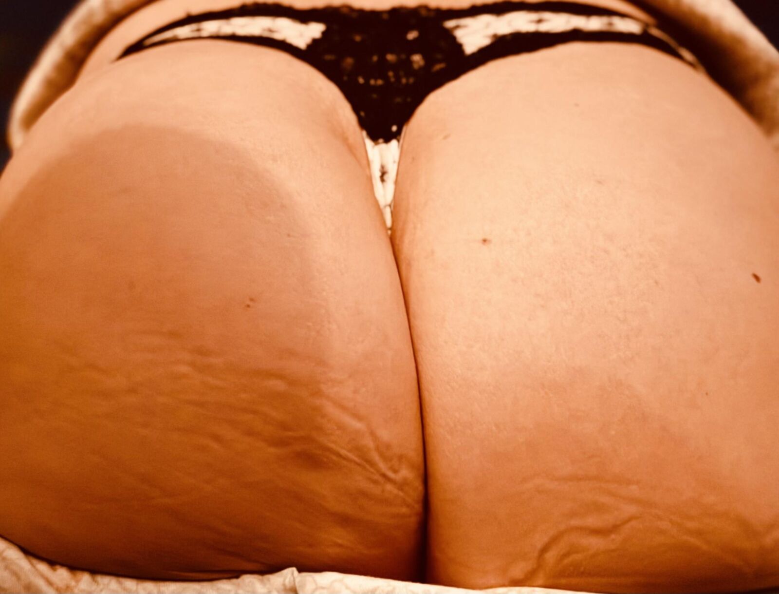 MY CHUBBY ASS