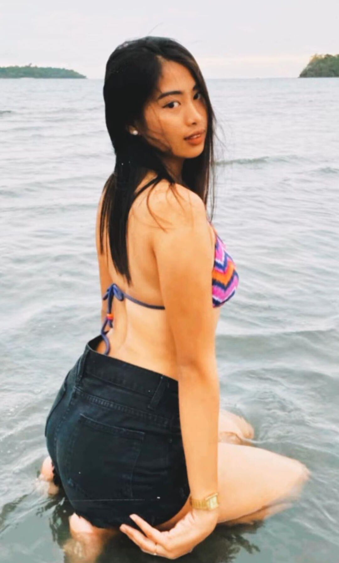 Yo Katherine (Filipinas) adora foder na água