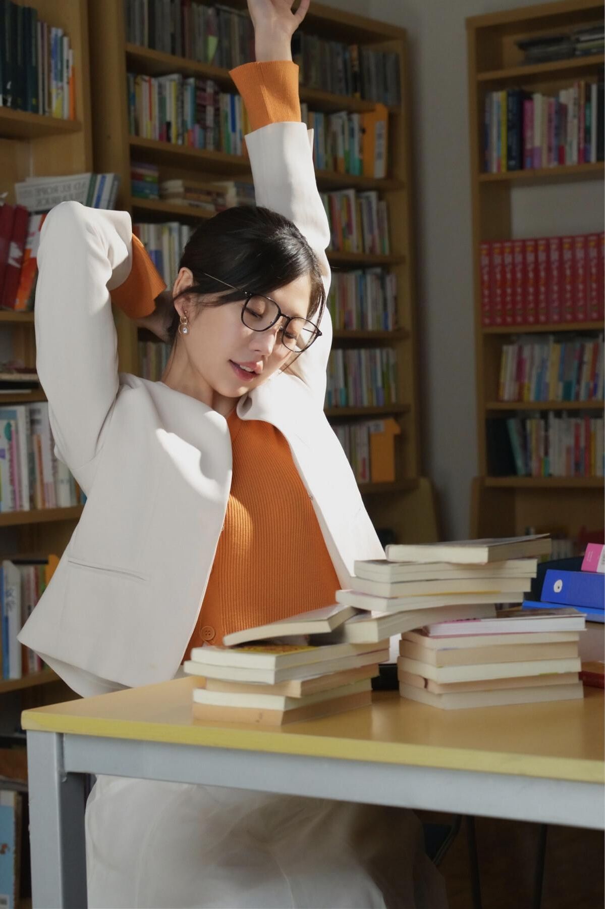 Hinako Mori Ich verliebe mich in eine Lehrerklasse.