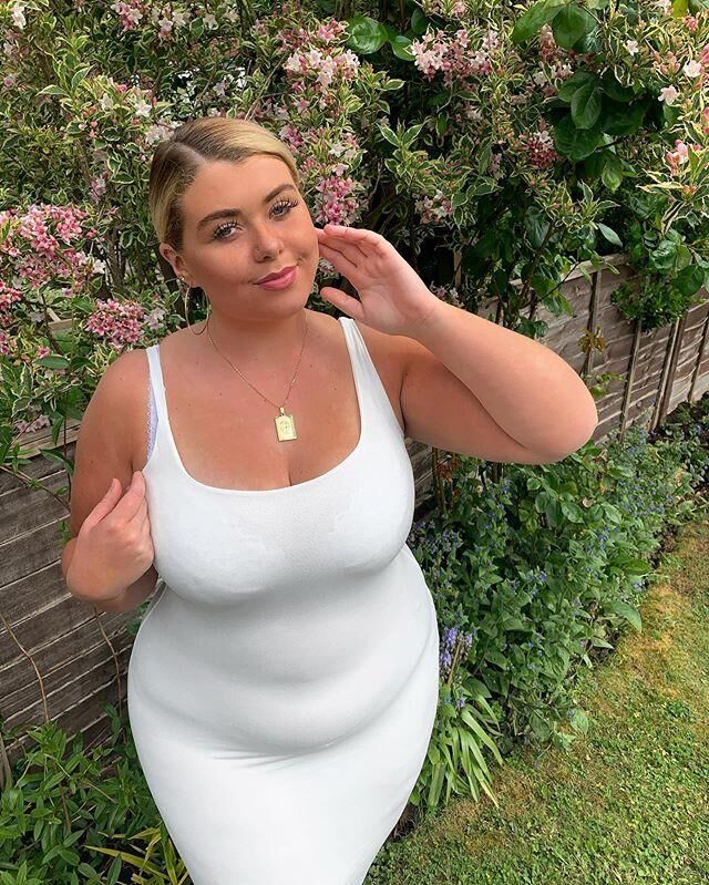 Isabel \"Izzy\" Nicholls Blonde Busty BBW Beauty NN