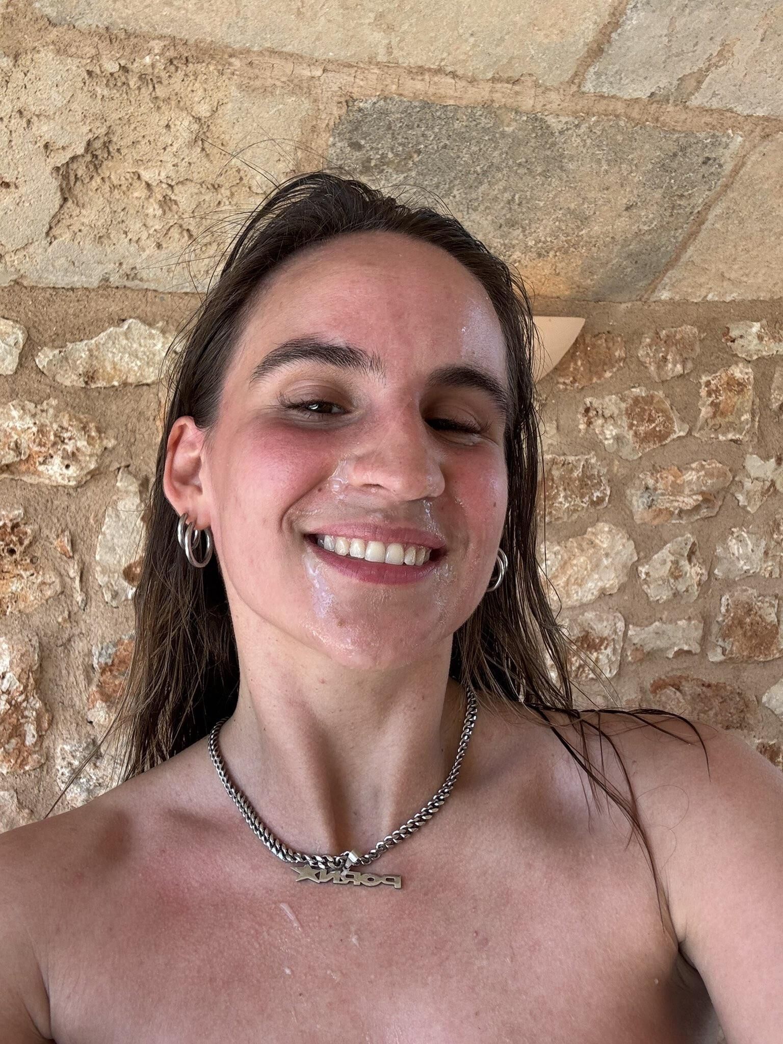 Gigi sexy böse Schönheit Französisch Brünette Mädchen gemischte heiße Aufnahmen