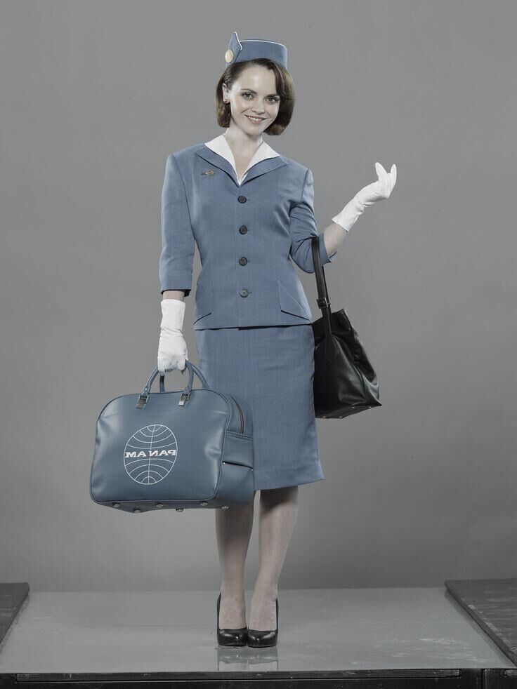 🔹 PAN AM When Stewardesses Still Gave Full Service