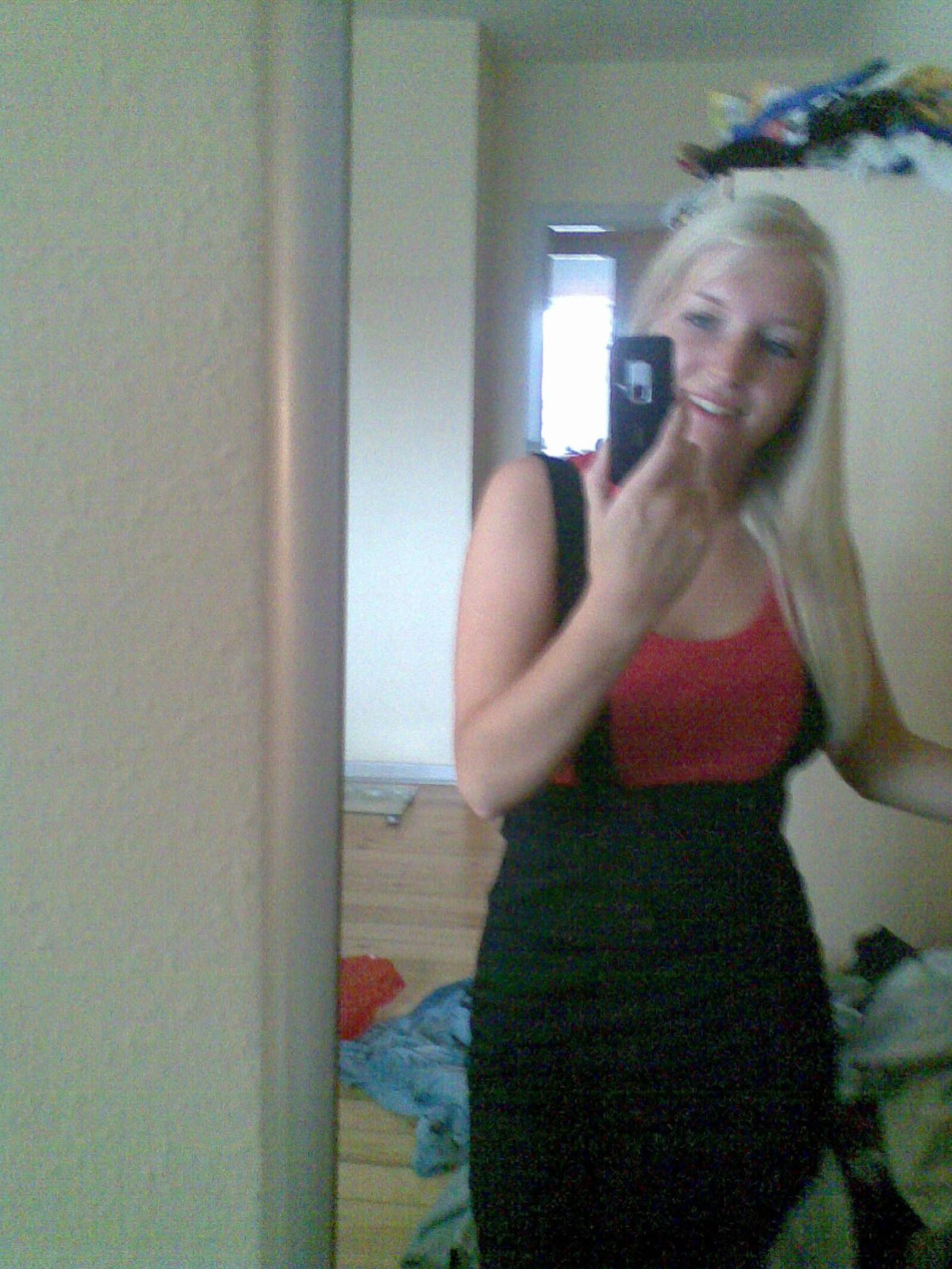 Stunning blonde girlfriend home selfies