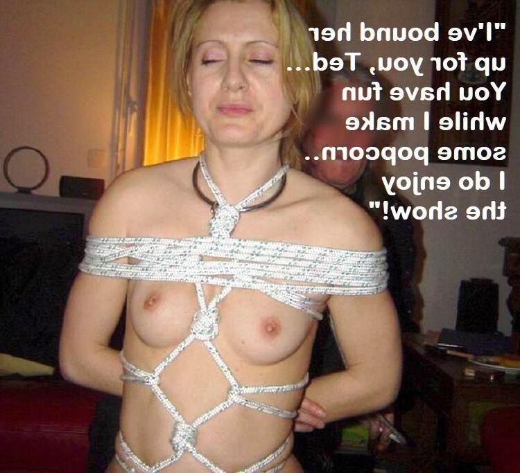 Collar Sub Amateur Wife