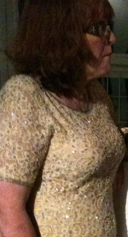 Milf pucilia cecilia exposée