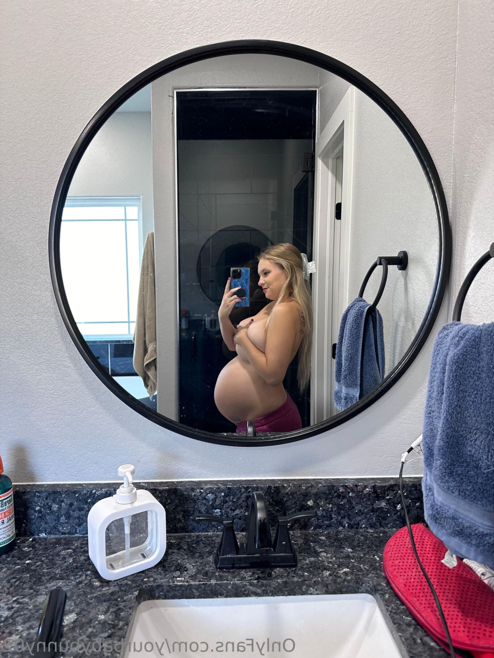 Bunny Big Boobs Big Butt Beauty Pregnant Wife Mixed Hot Shots