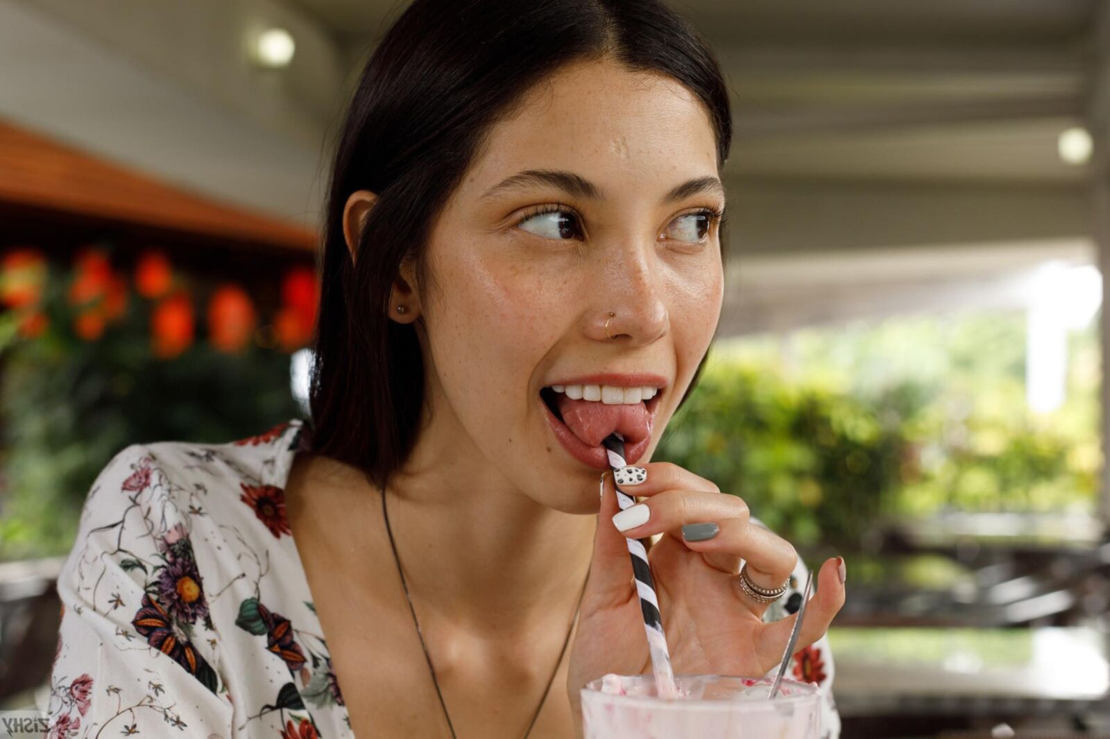 Julia Campos Milkshake Cumbia
