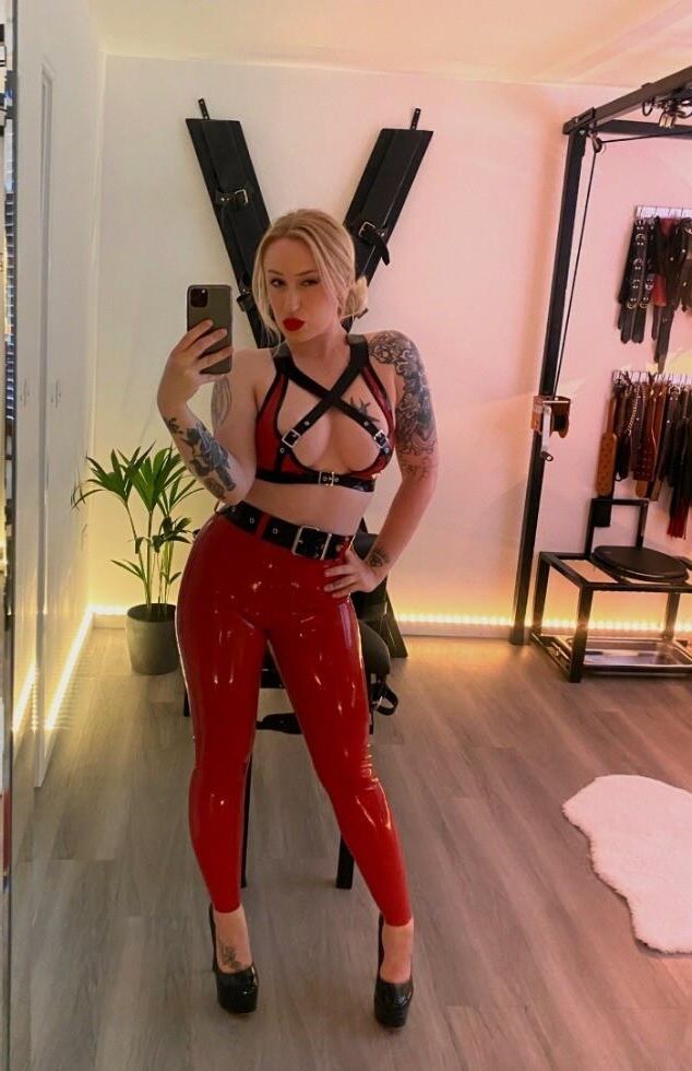 Maîtresse Femdom