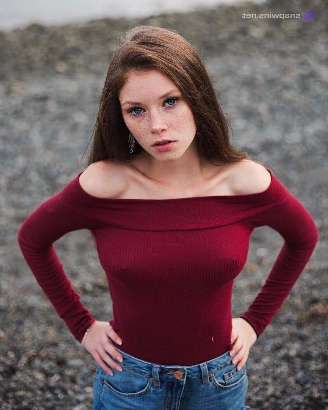 Hottest Brunette Teen Lily ????????