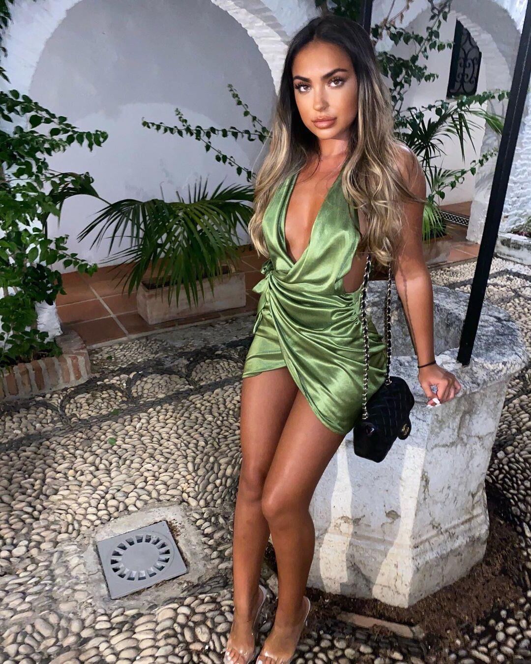 Fuckable hypersexualized Chav Chavs