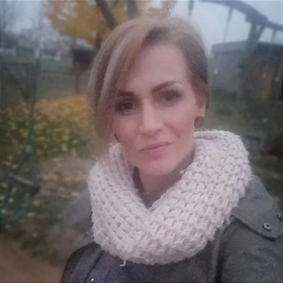 Deutsch Theresa L. ist bereit für Tribute!