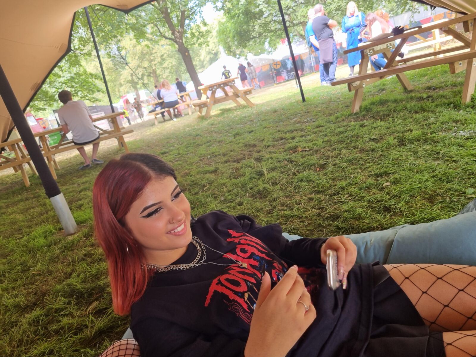 Chev Sexucized British Chav Teen Salope Best Ass and Legs