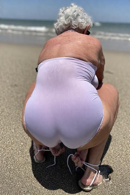 Granny Asses at the Beach