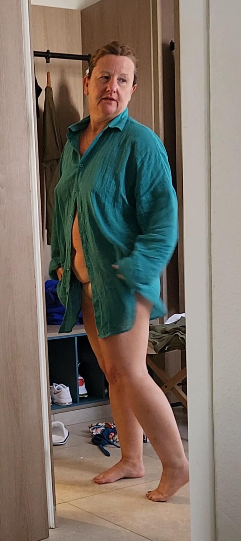 Chubby ft mature milf dans diverses tenues.