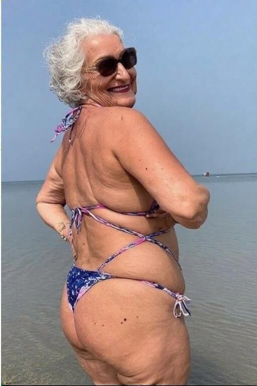Granny Asses at the Beach