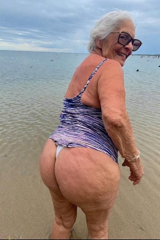 Granny Asses at the Beach