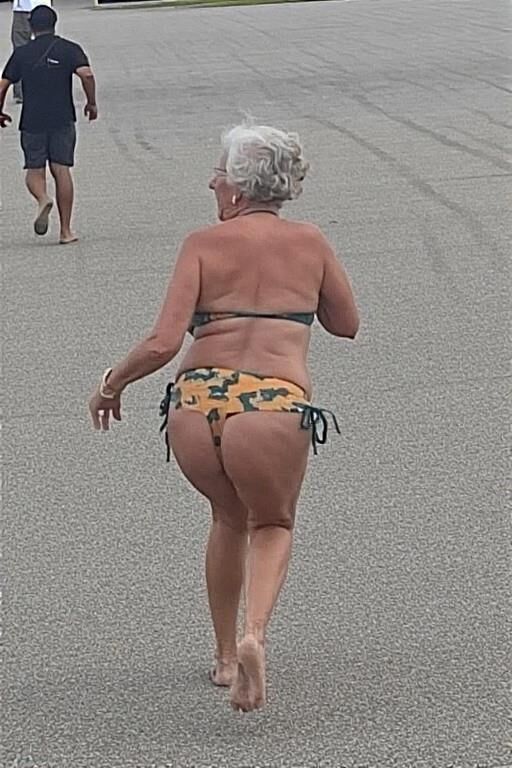 Granny Asses at the Beach
