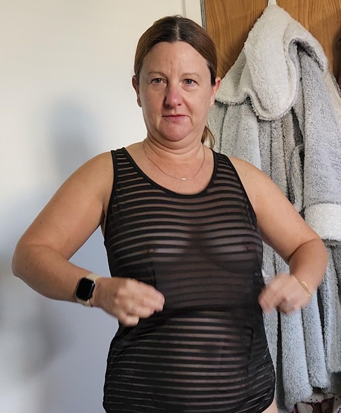 Chubby ft mature milf dans diverses tenues.