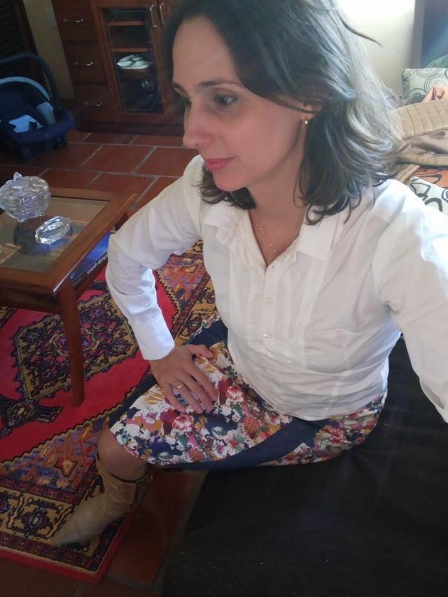 P Intérêt pour la beauté Sexy Portugais MILF Blogger