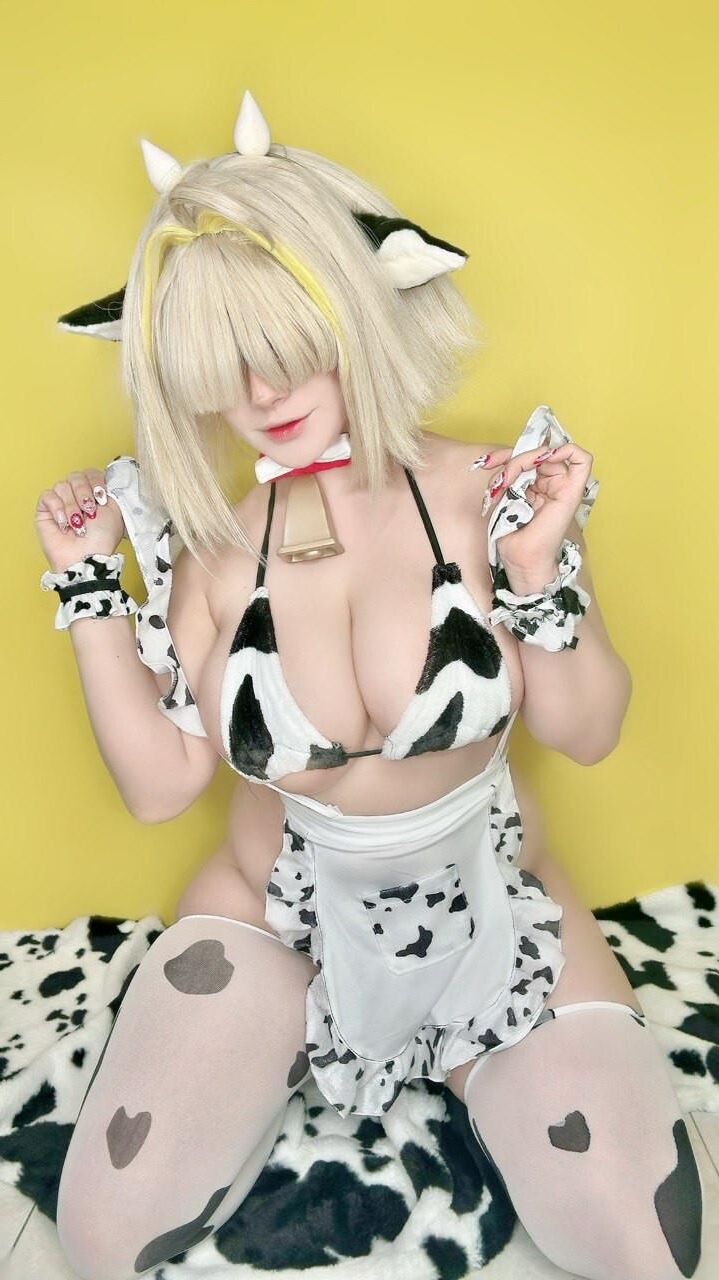 ニッケ・カウ・エレッグ・コスプレ