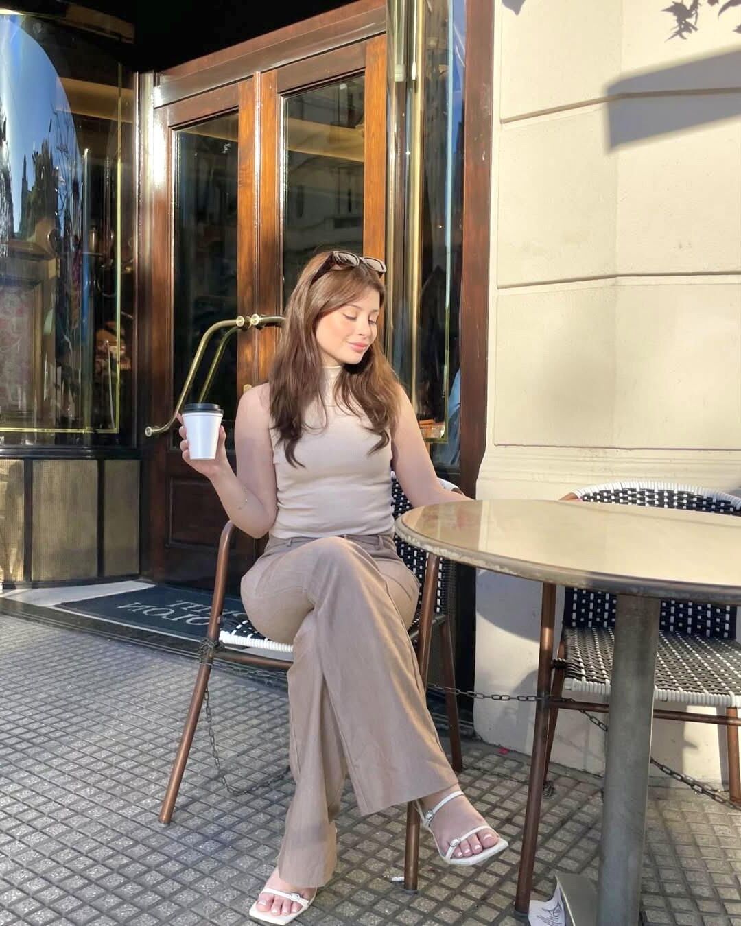 かわいいラティーナティーンの女