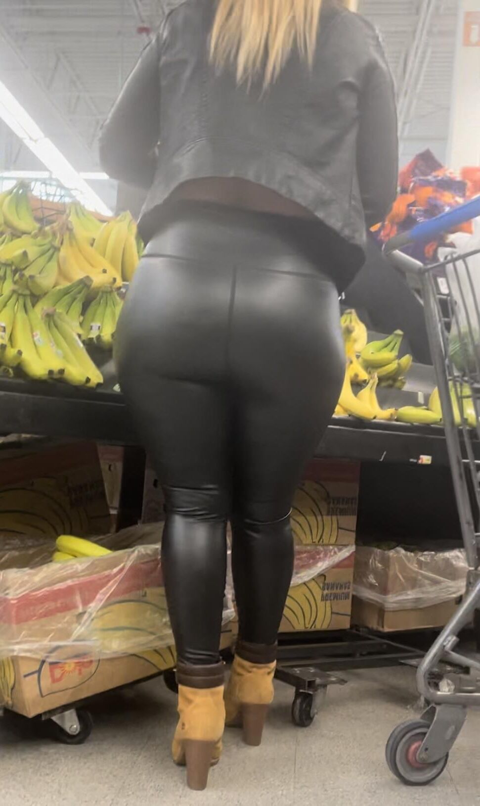 Dame Glanzレギンス