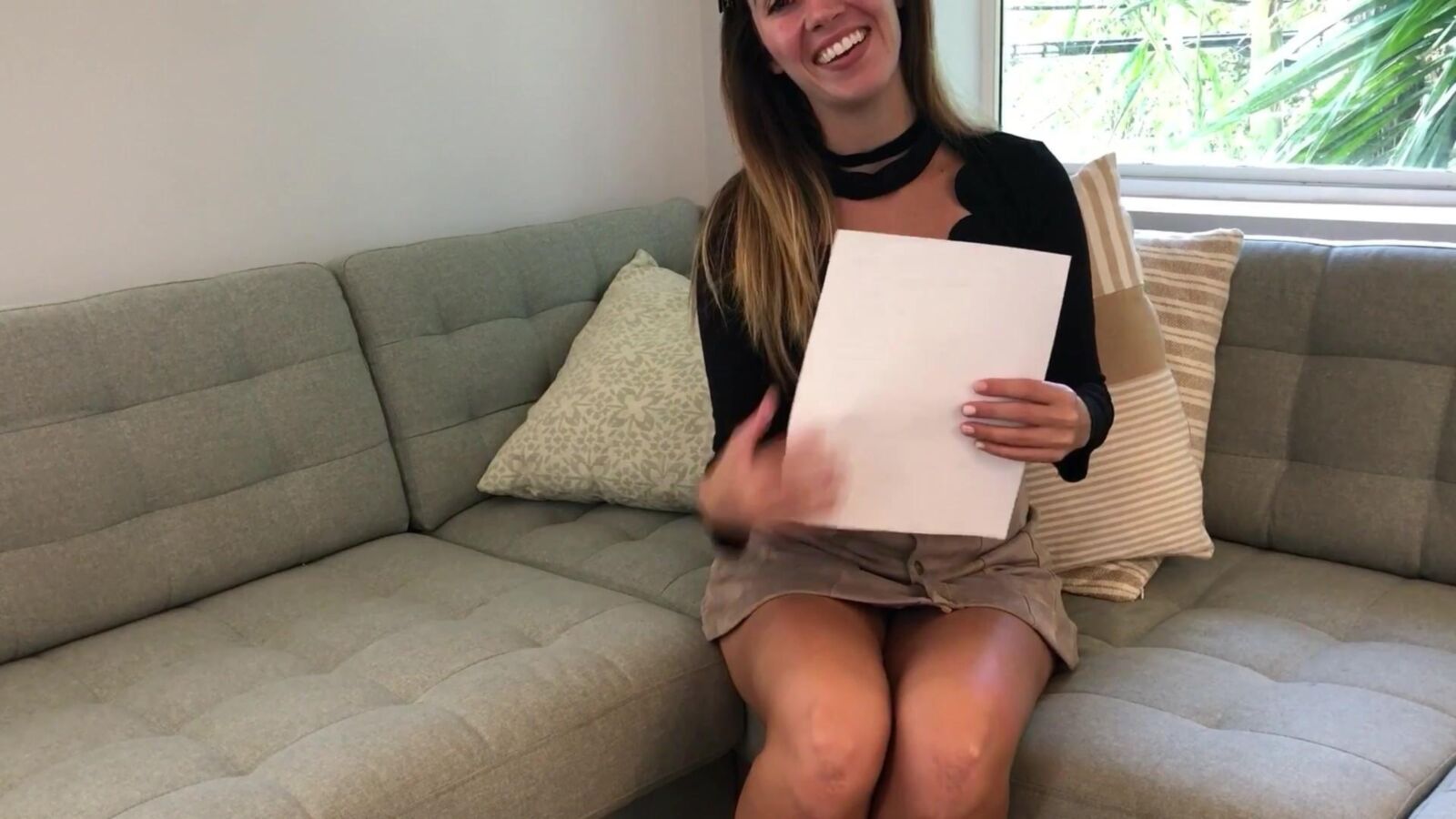 Mlle Bell Asmr Hire Me (Sabillons d'une nouvelle version de la vidéo)
