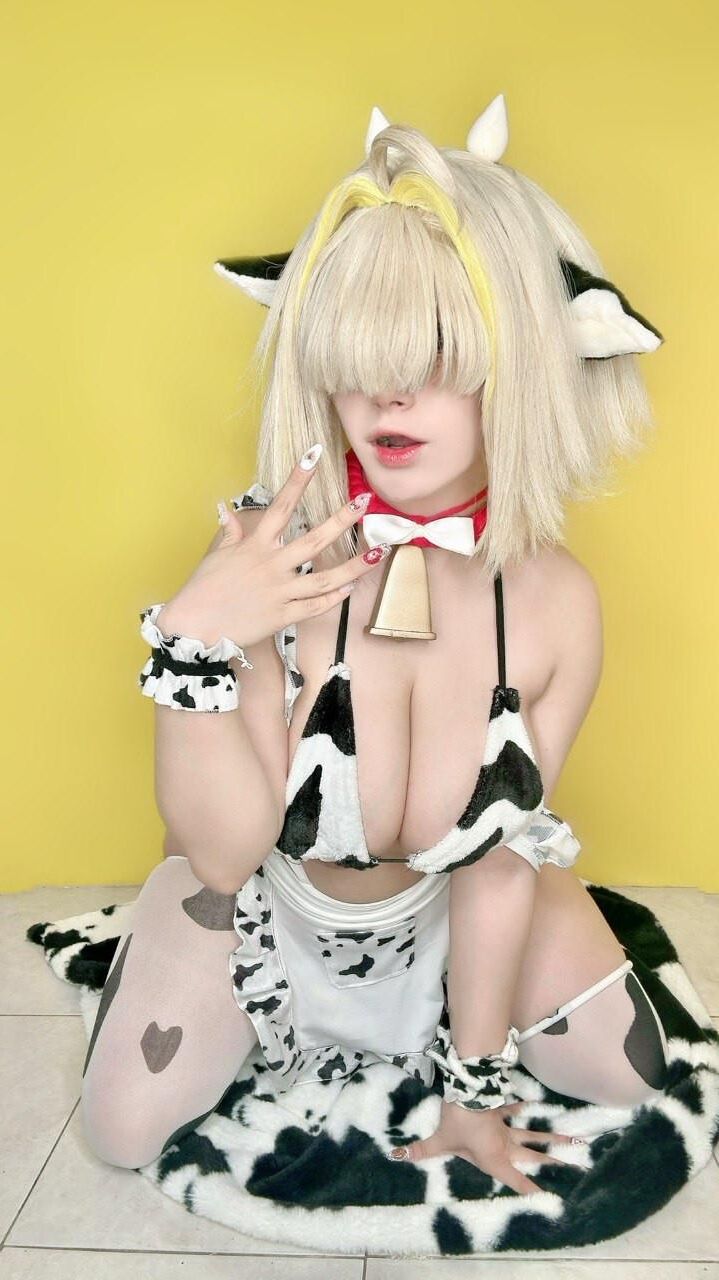 ニッケ・カウ・エレッグ・コスプレ