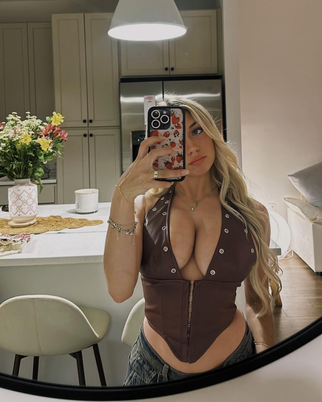 Braless Busty Sluts