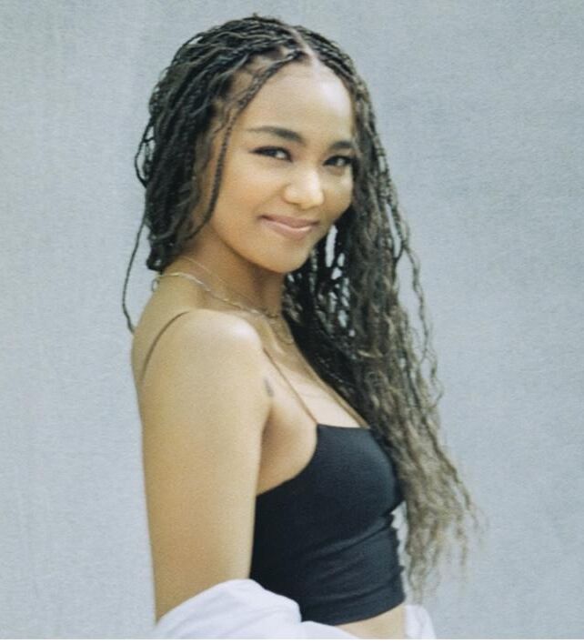 Crystal Kay; 