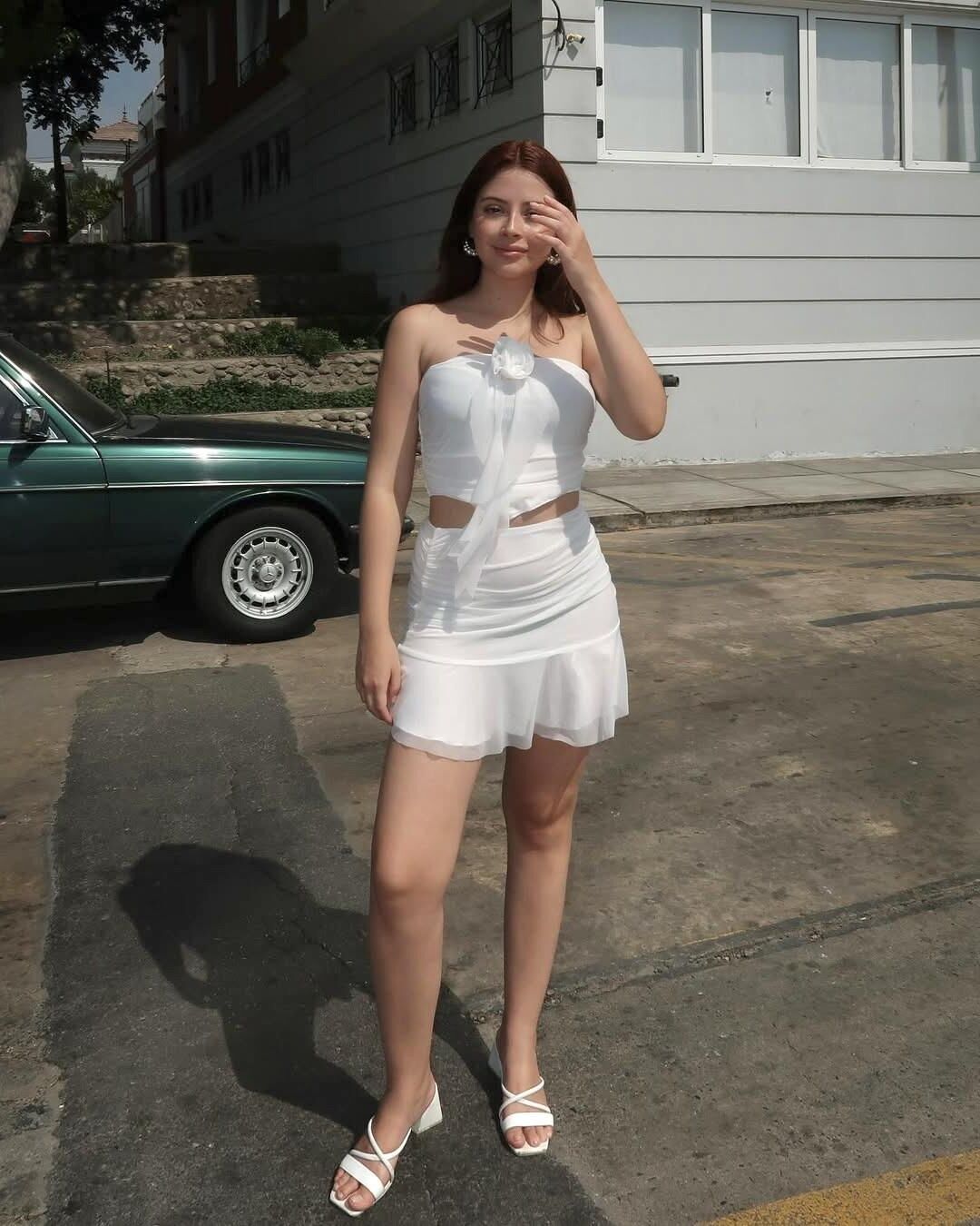 かわいいラティーナティーンの女