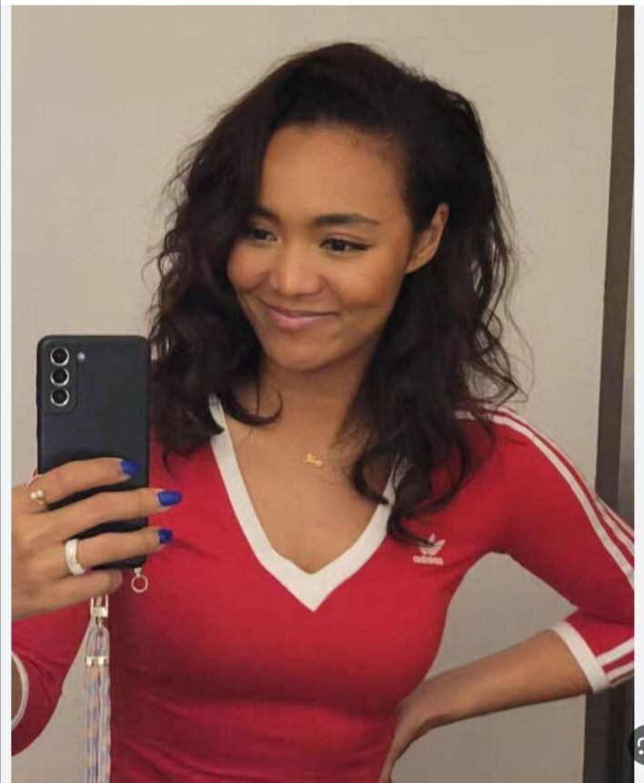 Crystal Kay; 