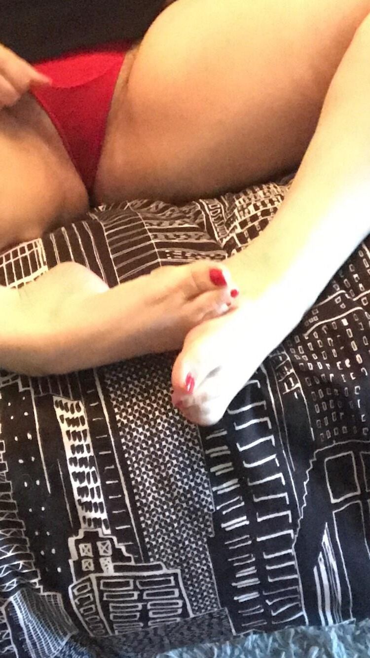 Esposa gostosa morena de mamas grandes