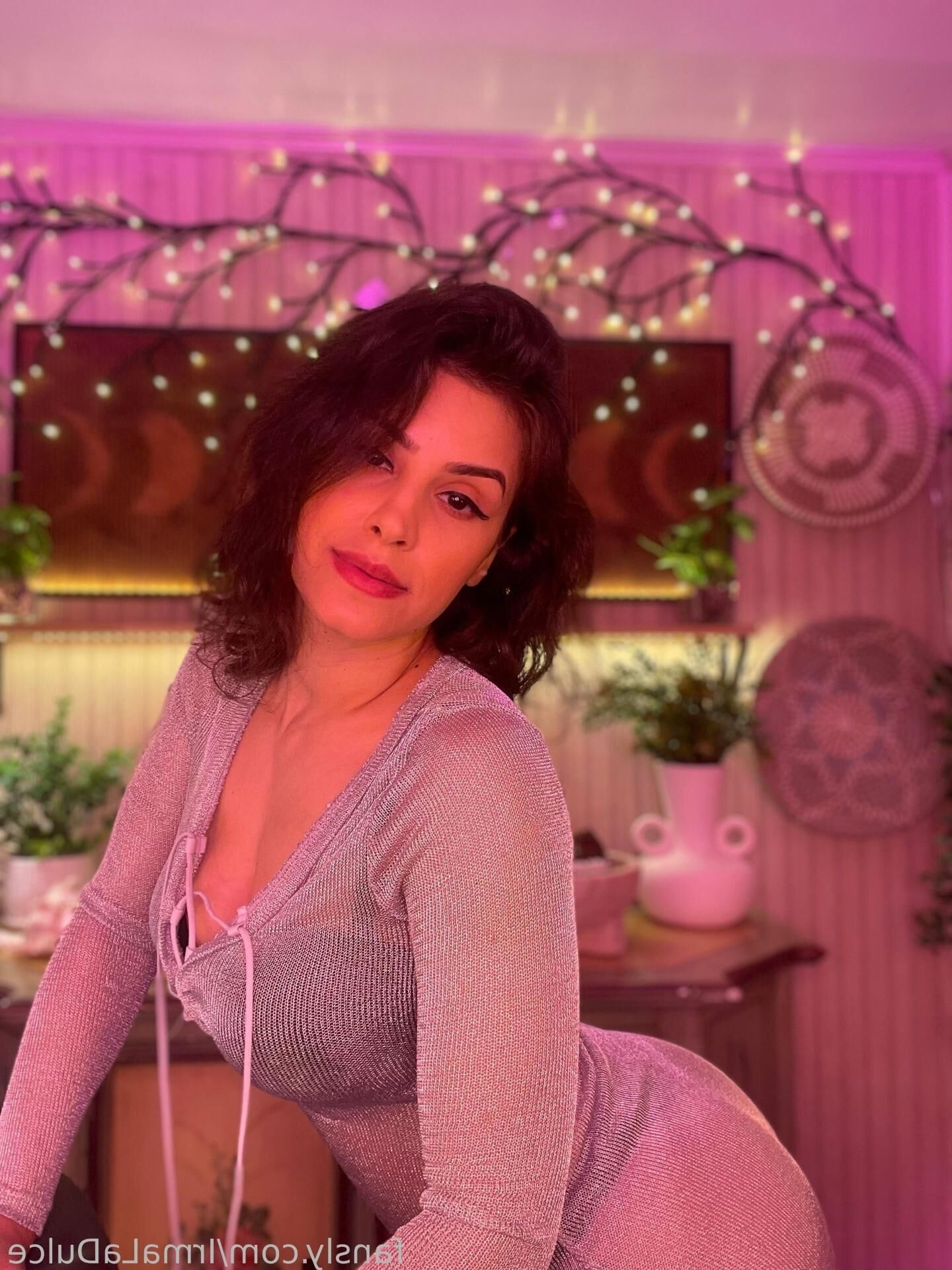Irma la Dulce Asmrtisst avec les fans, etc. Taquinant Latina Pawg
