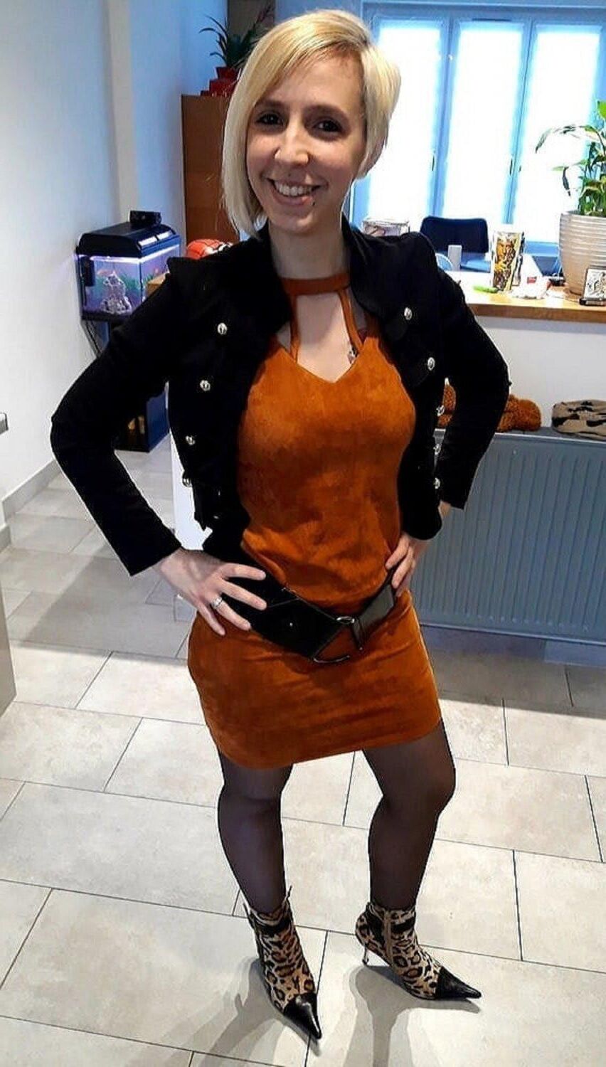 Super bombasse amateur slutwife tiffany