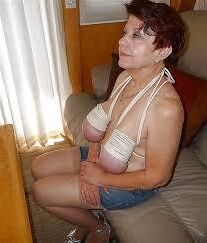Oma, S Love BDSM