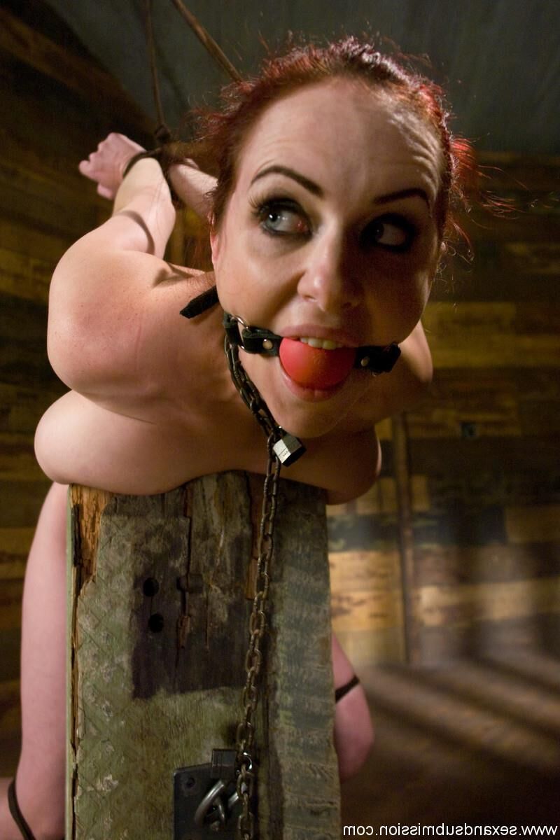 MZ Berlin Bondage -Modell