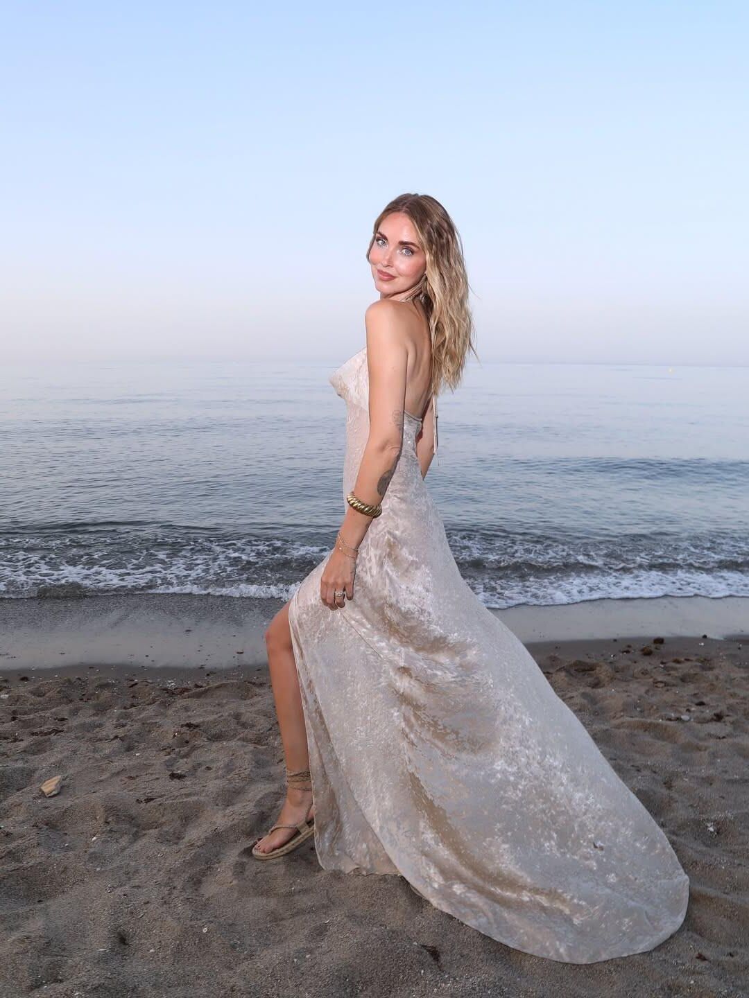 Chiara Ferragni Итальянский распутный белокурый эффект!