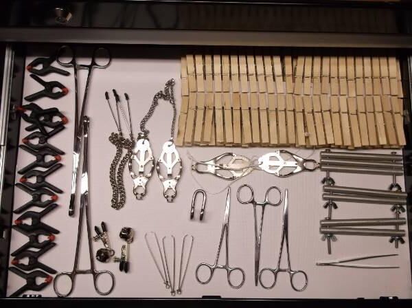 Masters kleiner Werkzeugschrank für ein kleines Spiel im Büro