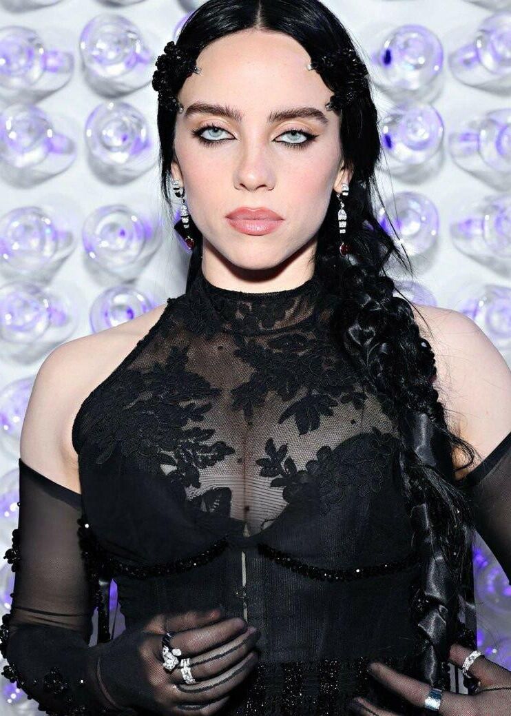 Billie eilish si sexy