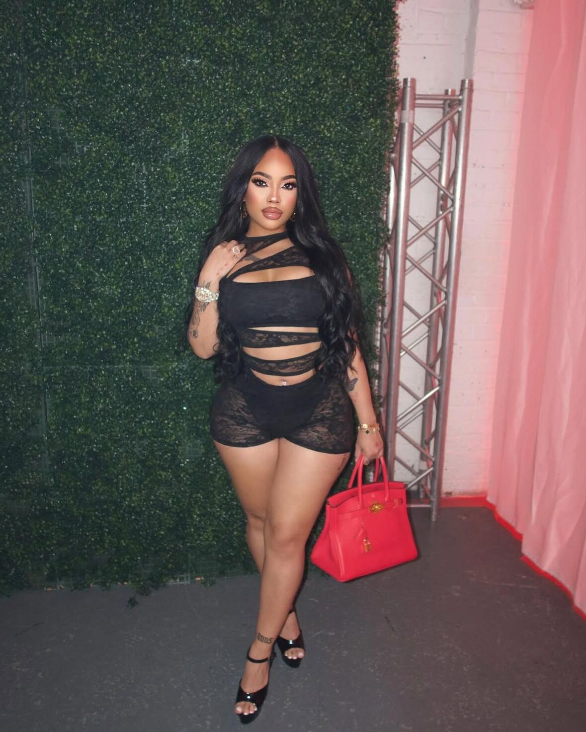 Busty Ebony Legends Vol。