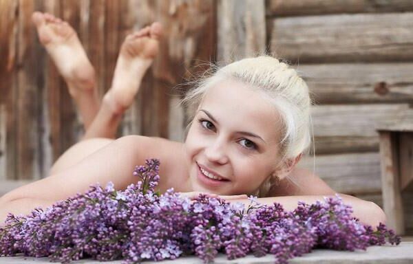 Innocent blonde beauty