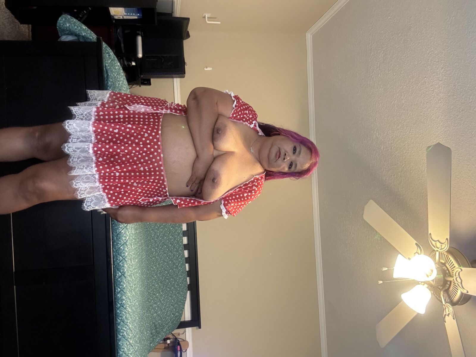 MagsaySayrose votre wlling cumslut harlot / pute!