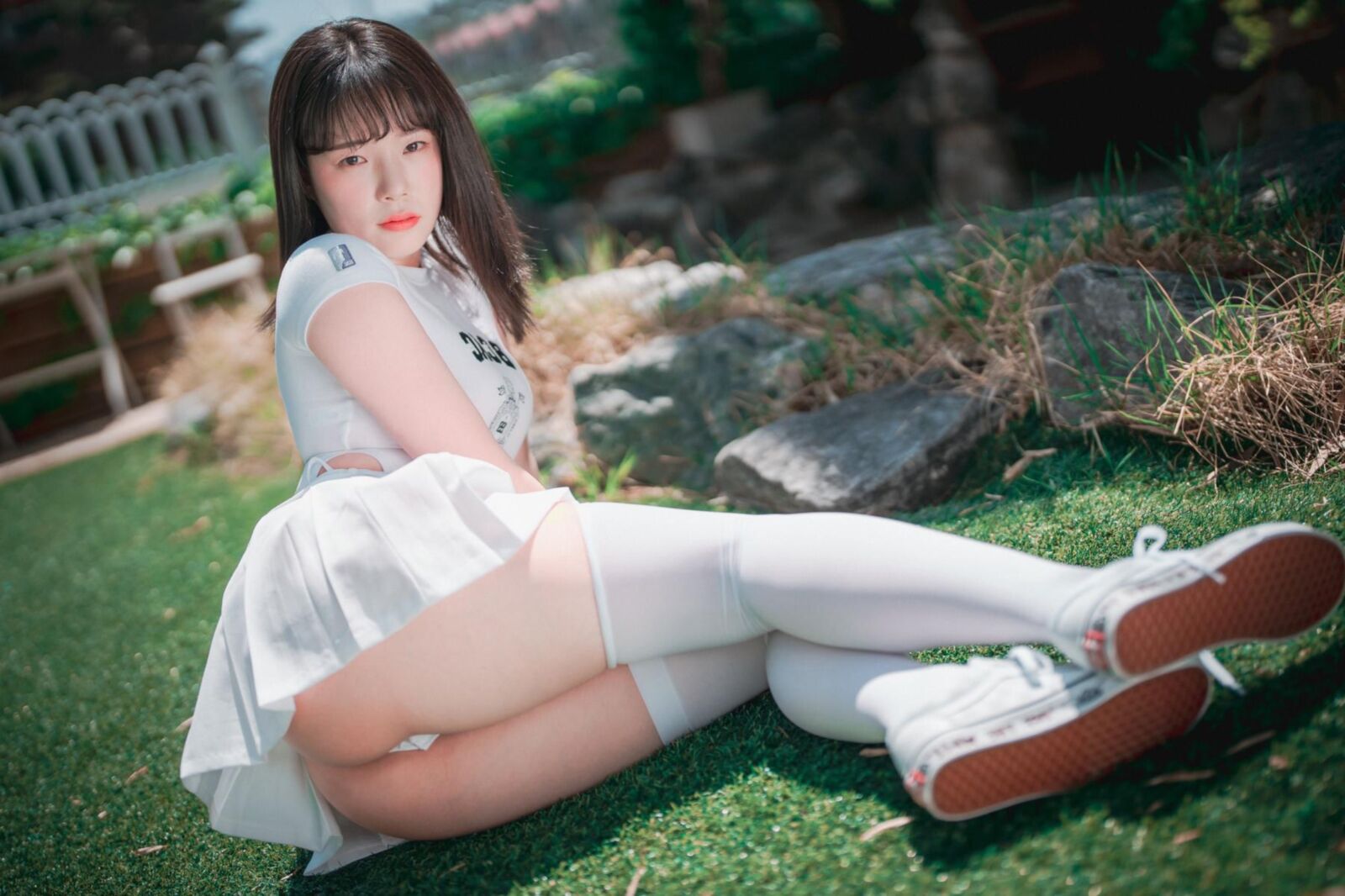 Pia Djawa Classic Athletic Girl