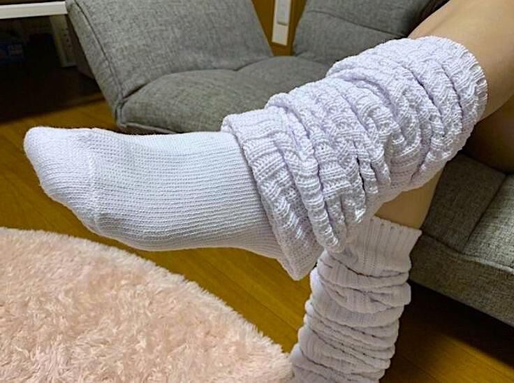 Les filles asiatiques portent-elles des chaussettes? 