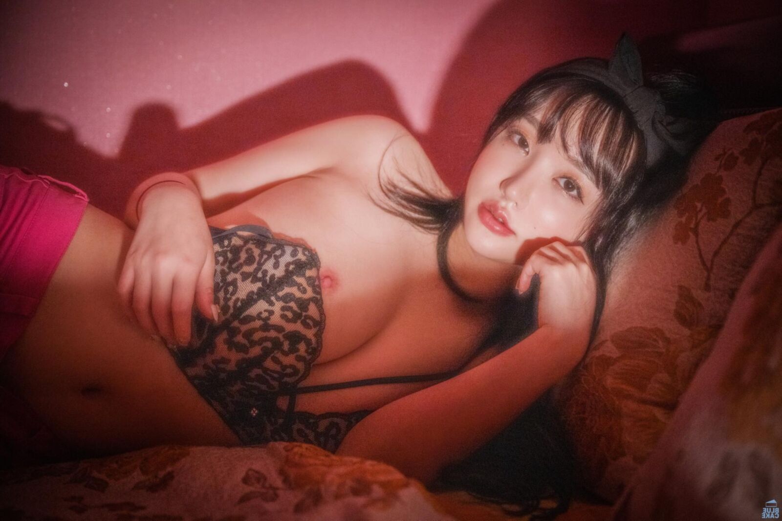 Filho yeeun bluecake nude sem calcinha