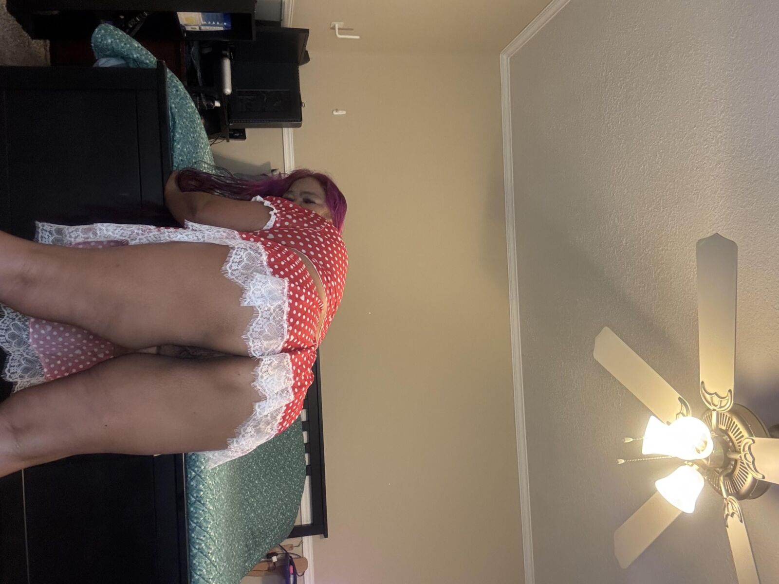 MagsaySayrose votre wlling cumslut harlot / pute!