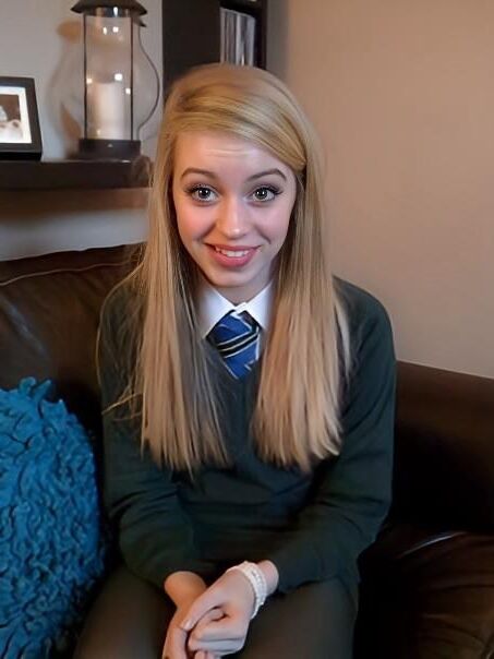 Chavtastic Teen DSL Bimbo FuckDoll для комментариев