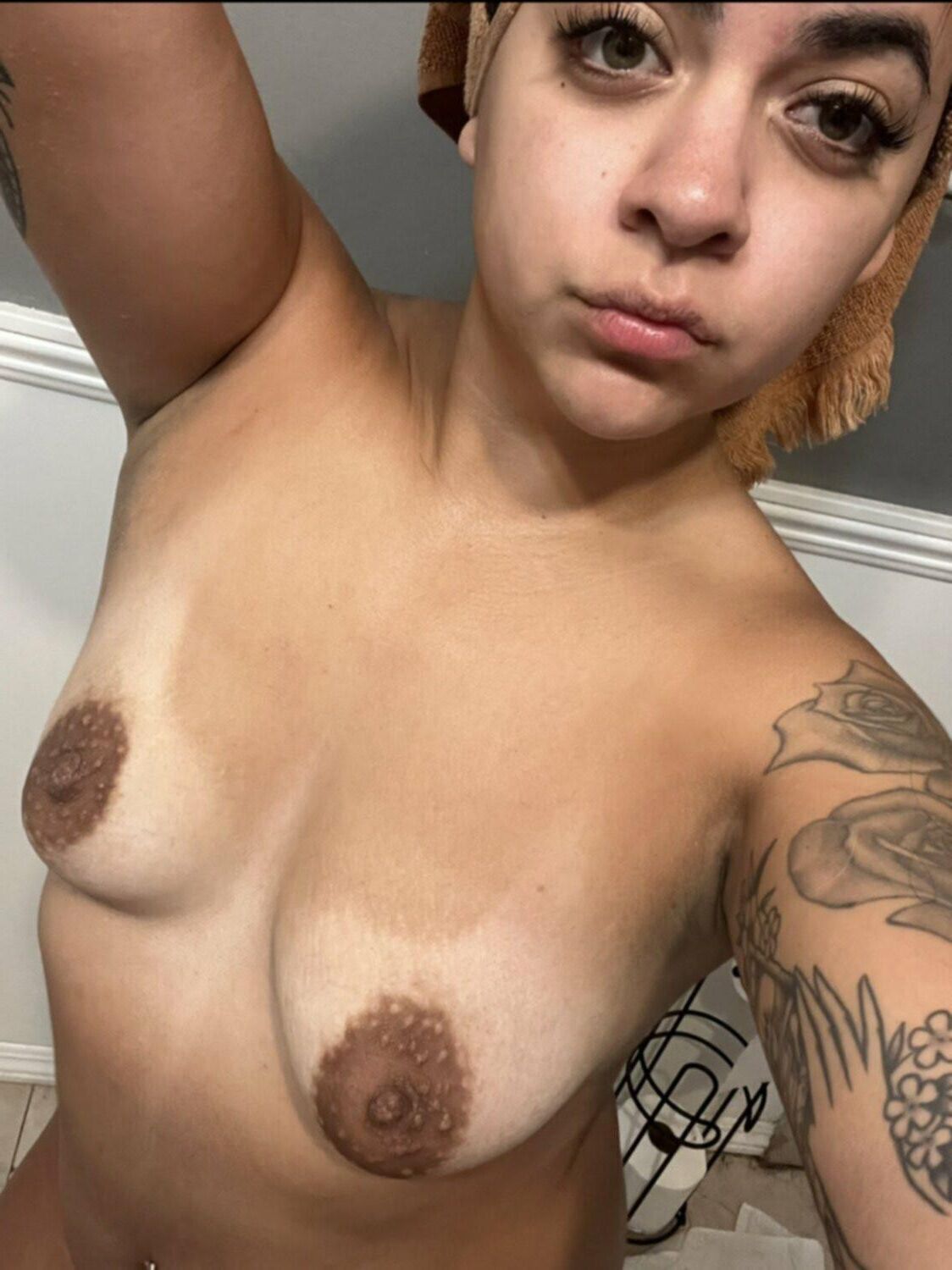 Autres gars épouses sexy dana