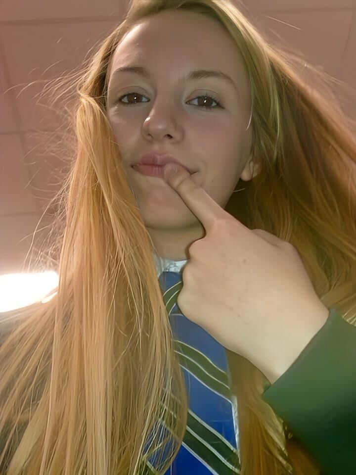 Chavtastic Teen DSL Bimbo FuckDoll для комментариев